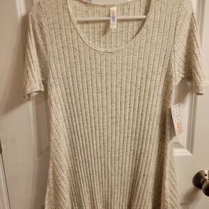 LuLaRoe Cream Ribbed Short Sleeve Top